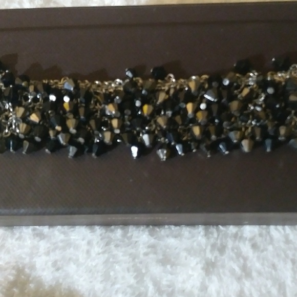 Beautiful Black and Silver beaded bracelet - Picture 7 of 7